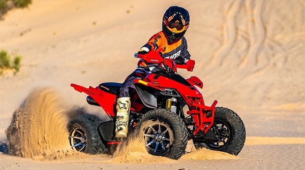 DENAGO POWERSPORTS: 沉塑动力运动，开启全新视角